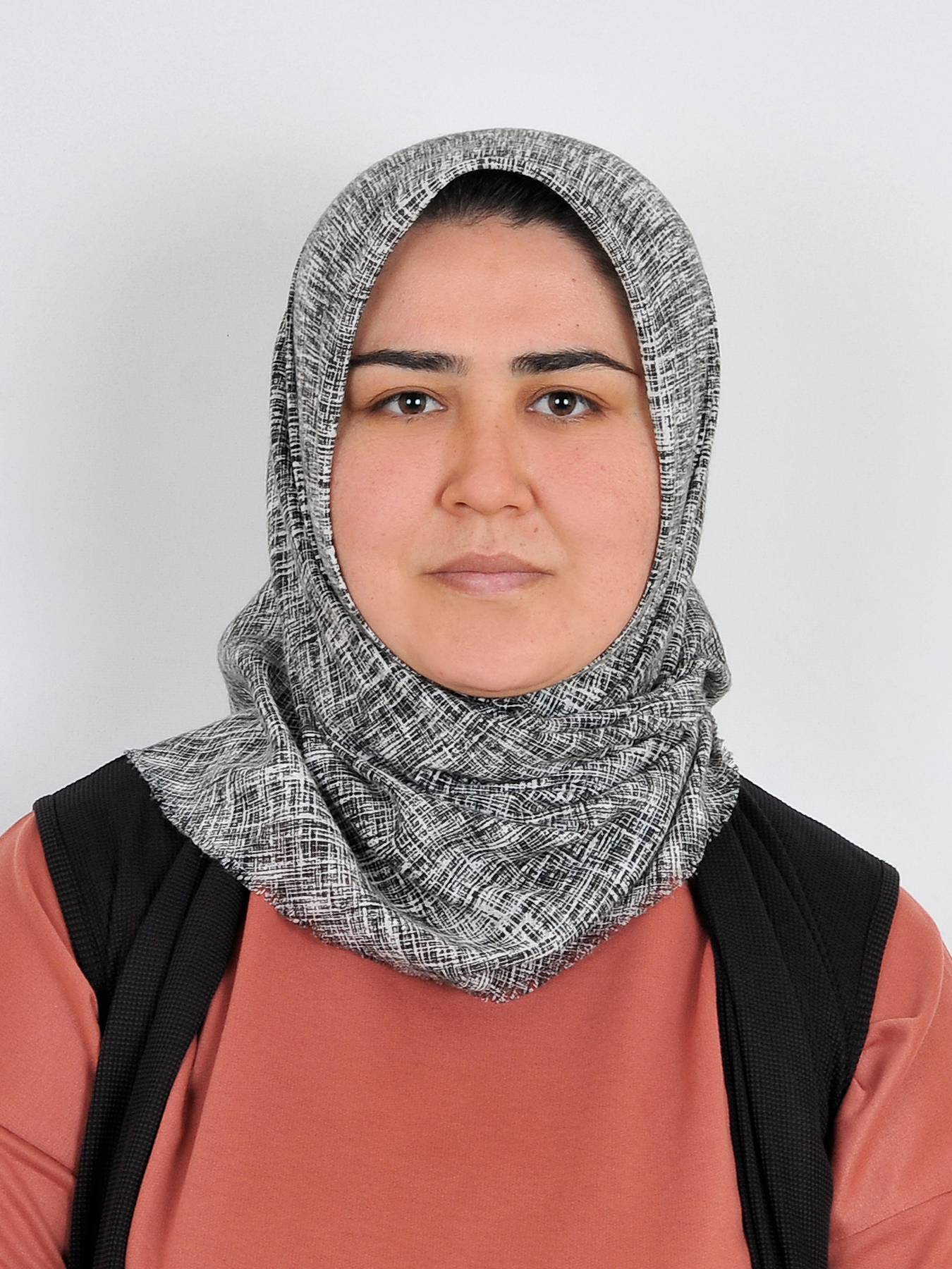 ELİF GÜVERCİN