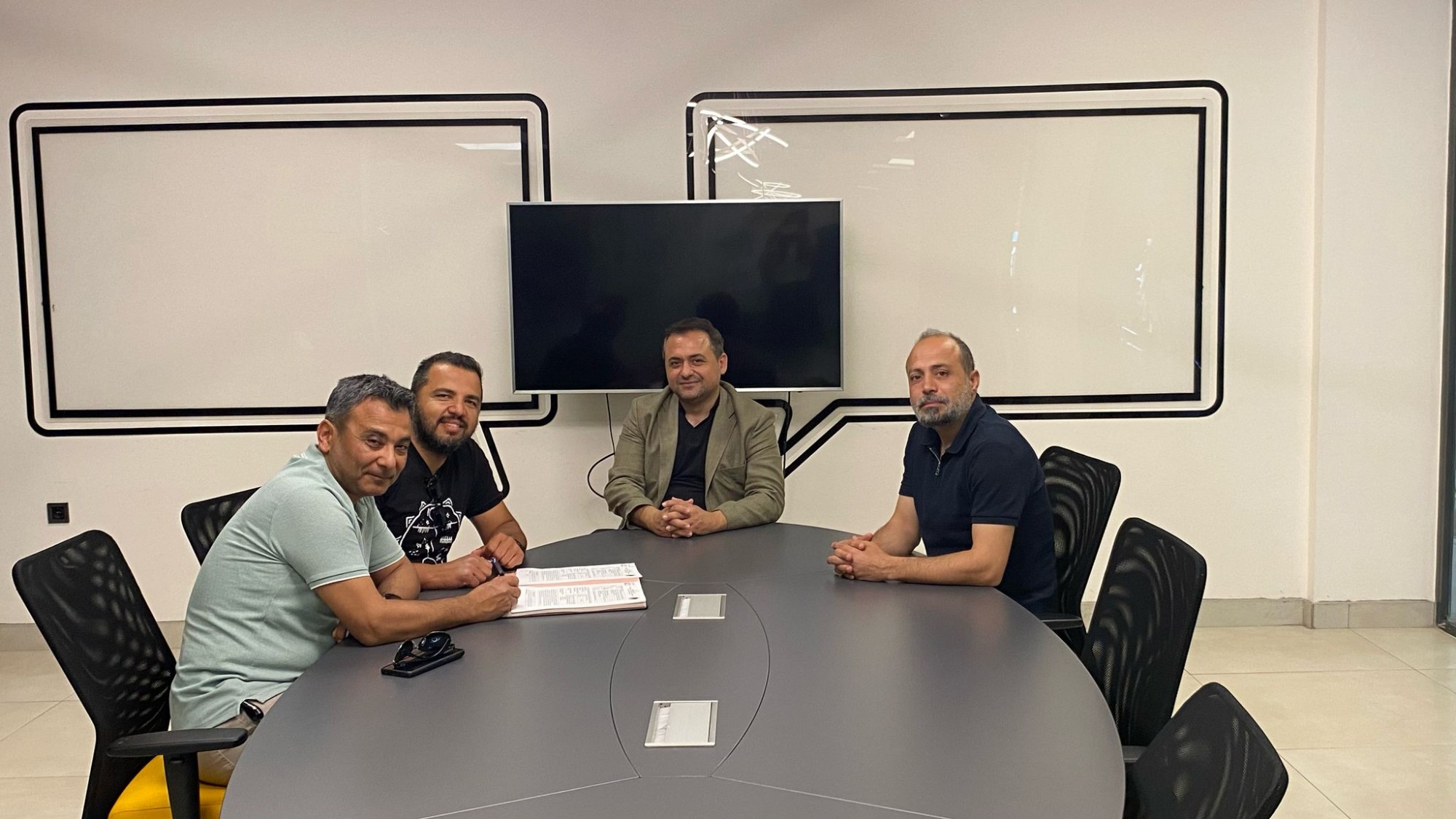 Yeni Girişimcilerimizle İş Birliği Sözleşmeleri İmzalandı detayı için tıklayınız