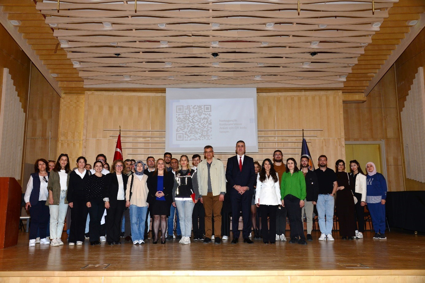 FAKÜLTEMİZ KARİYER GÜNLERİ ETKİNLİKLERİ KAPSAMINDA, “NARKOGENÇLİK” BAŞLIKLI KONFERANS DÜZENLENDİ detayı için tıklayınız