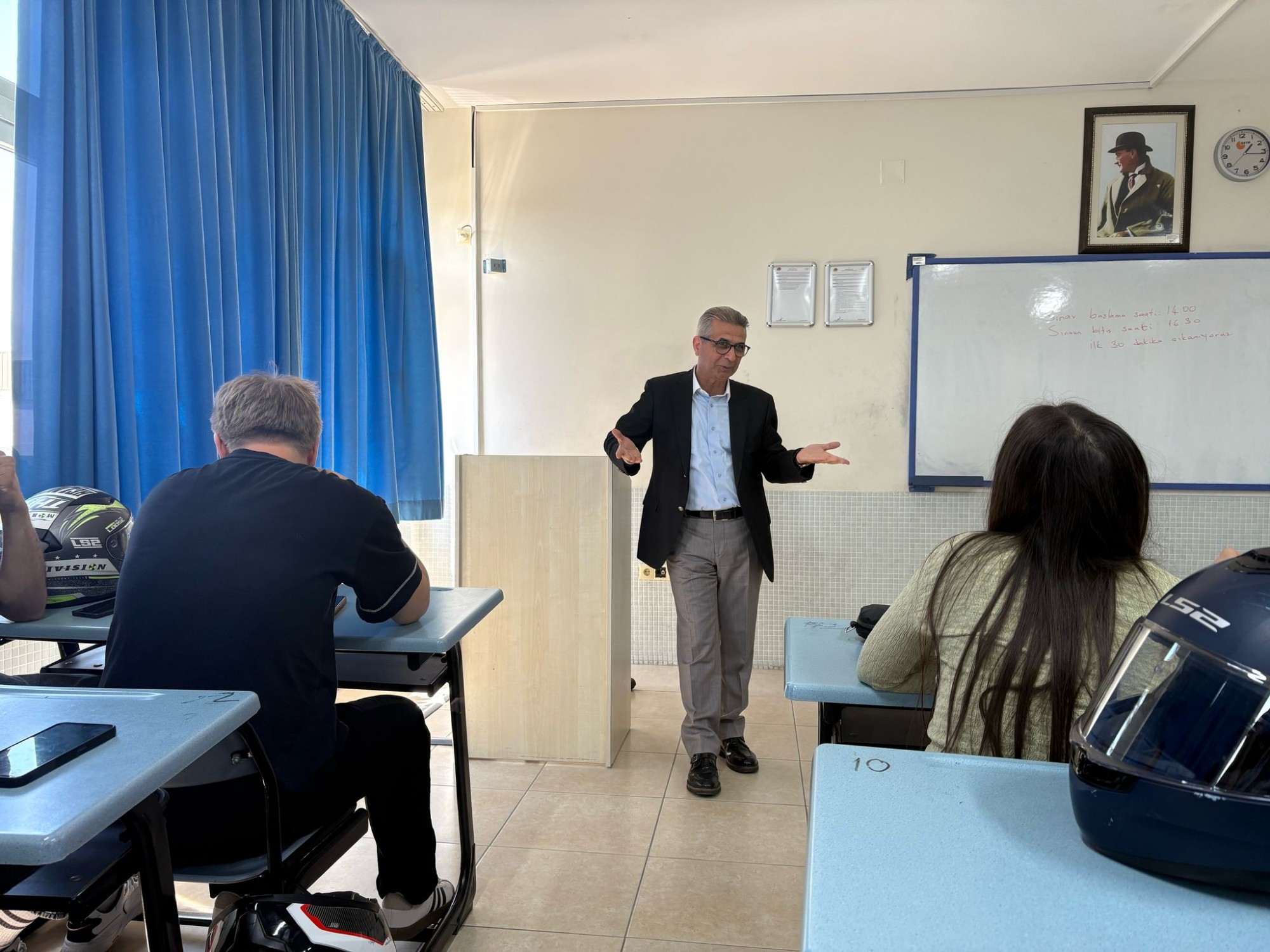 Mersin Üniversitesi’nde Turizm Haftası Kapsamında Seminer Düzenlendi detayı için tıklayınız