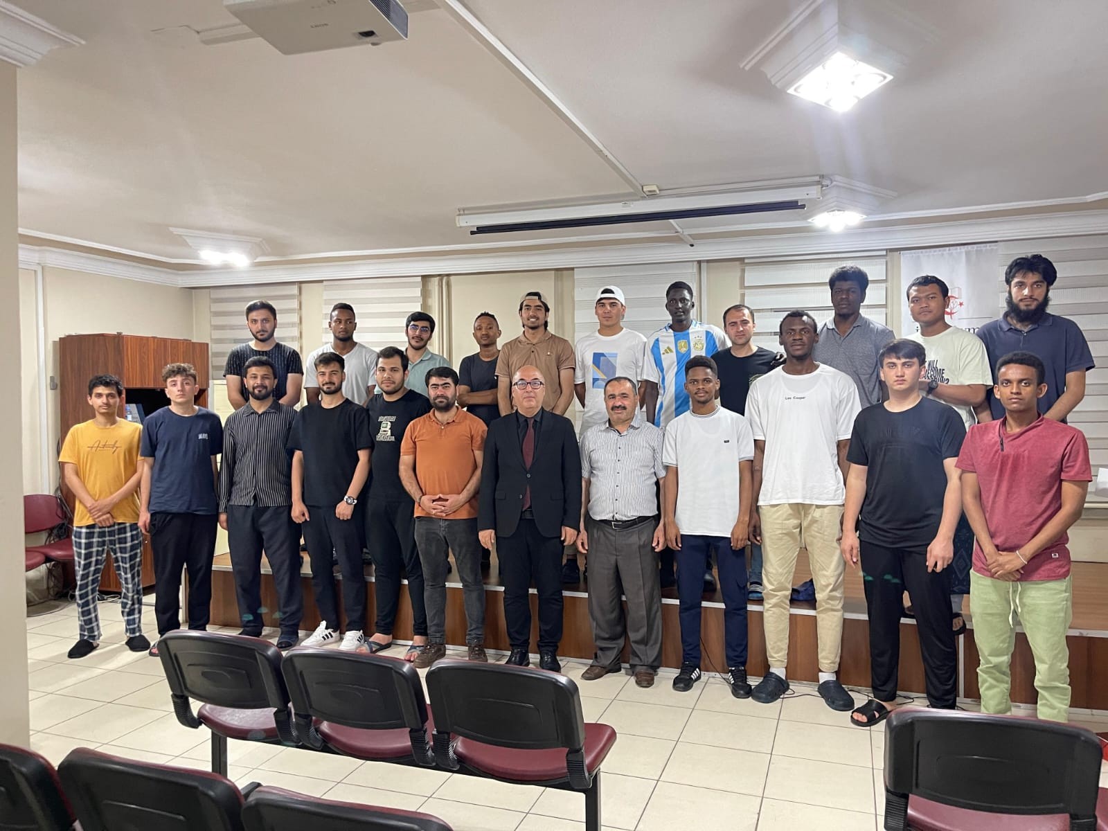 Dekanımız Öğrenci Yurdunda Konferans Verdi detayı için tıklayınız