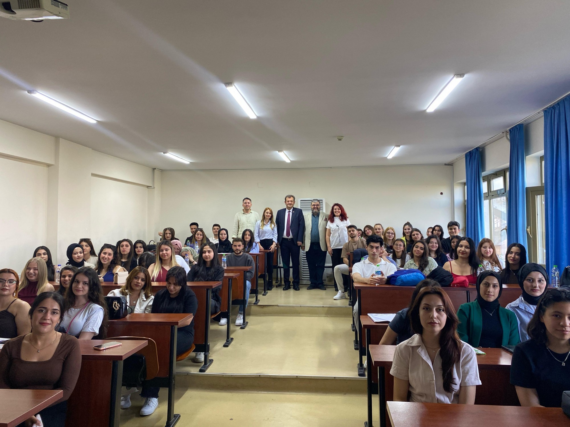 Mersin Üniversitesi’nde “ Çocuk Evlerine Yerleştirme Süreci ve Kurumsal İşleyiş ” Konferansı Yoğun İlgi Gördü detayı için tıklayınız