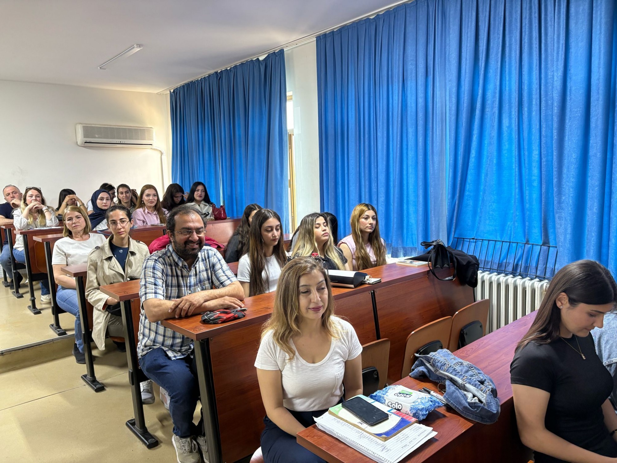 Mezunlarımızla Buluşma Etkinliğinde Yasemin Birbudak Öğrencilerle Bir Araya Geldi detayı için tıklayınız